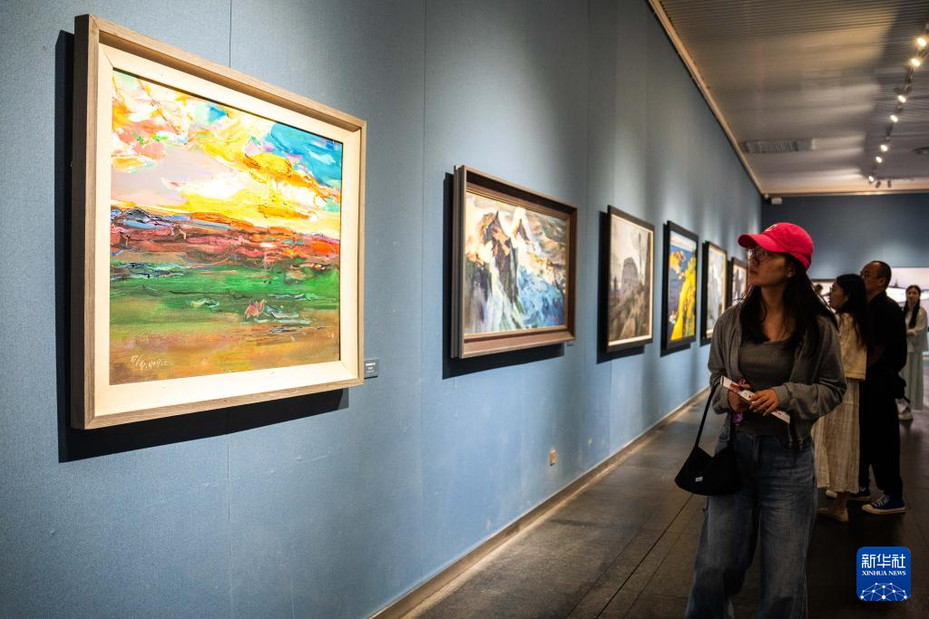 “東方意蘊·時代精神——中國寫意油畫大展”在長沙開展
